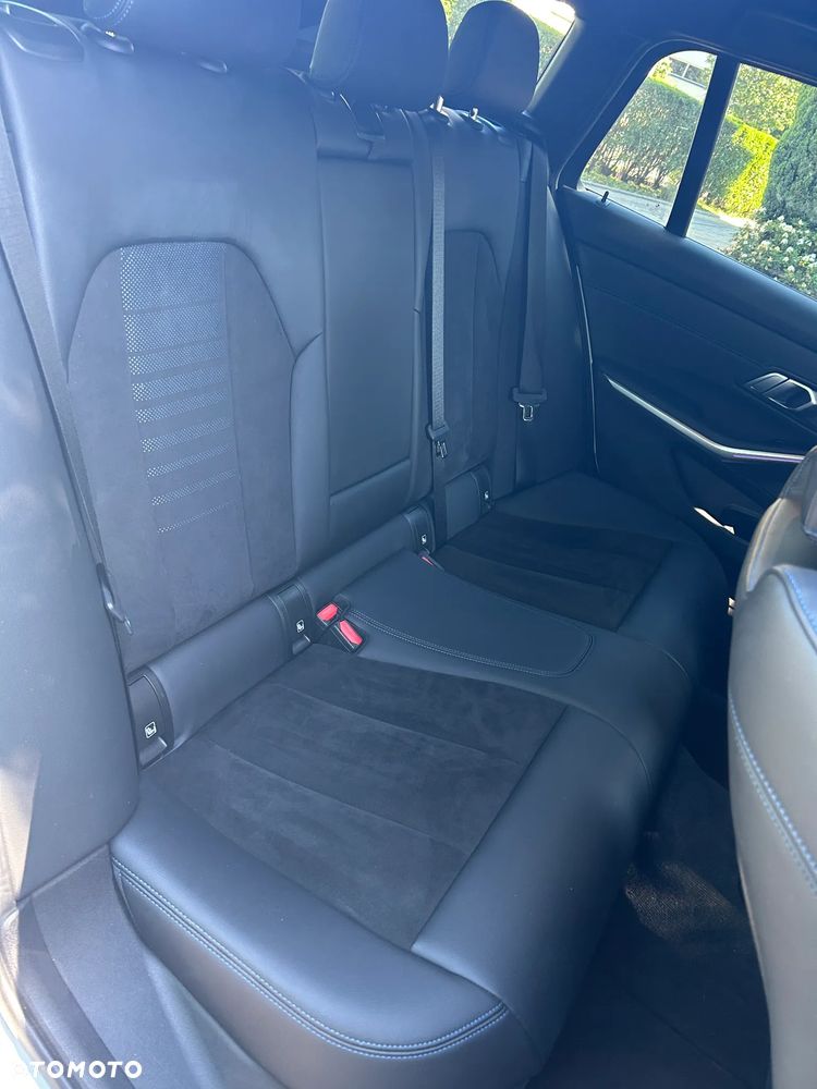 BMW Seria 3 320d M Sport Shadow - 19