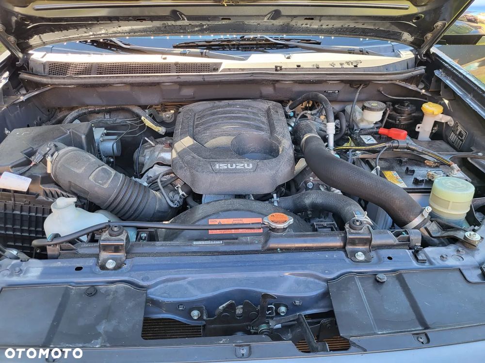Isuzu D-MAX - 8