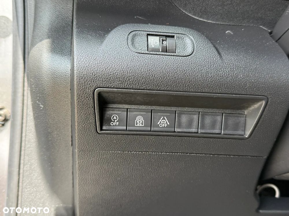 Peugeot Rifter BlueHDI 130 L1 EAT8 GT - 16