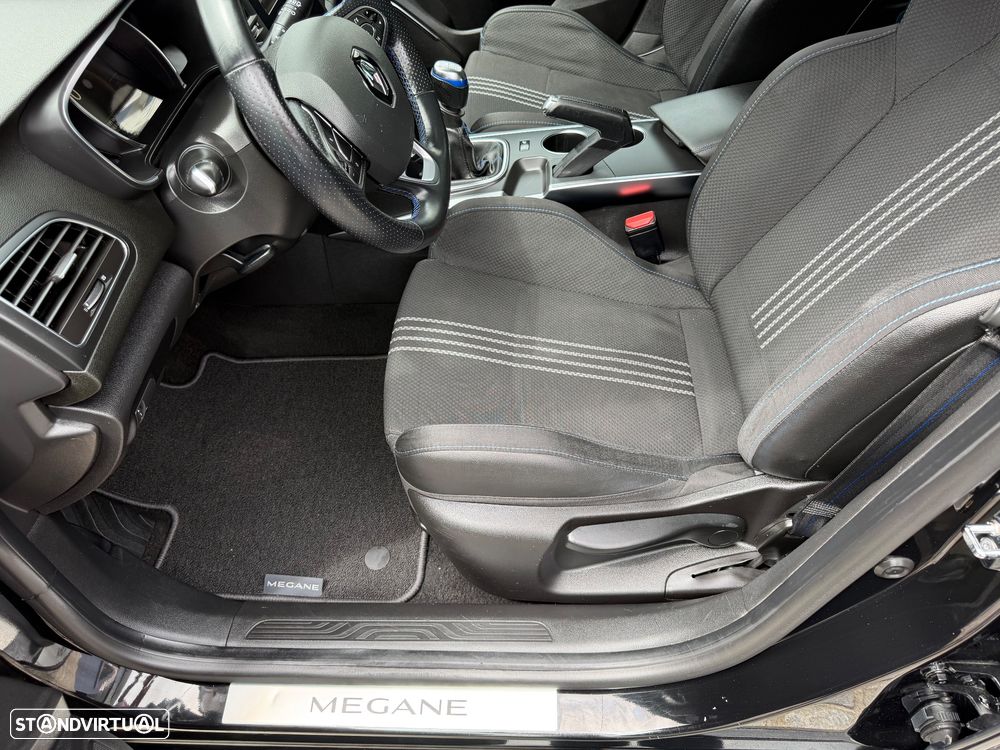 Renault Mégane Sport Tourer 1.5 dCi GT Line SS - 21