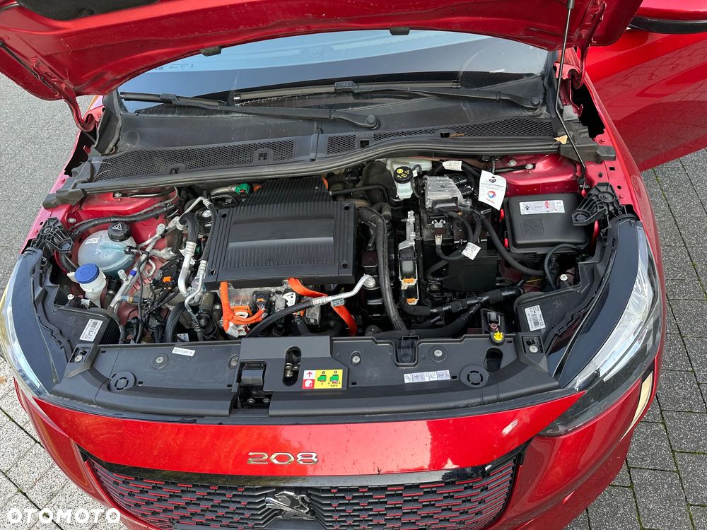 Peugeot 208 - 24
