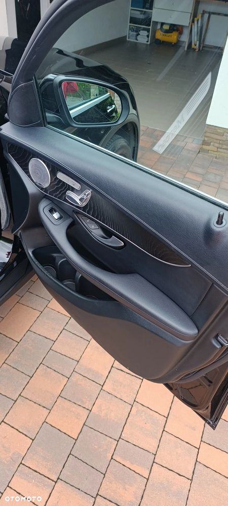Mercedes-Benz GLC 300 4-Matic - 18
