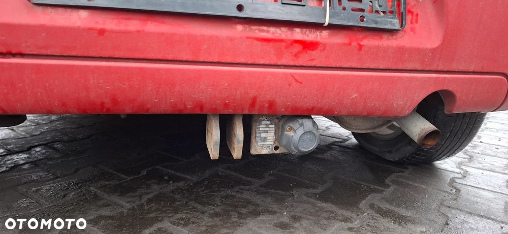 Peugeot 1007 1,4 b 2005 na części - 8