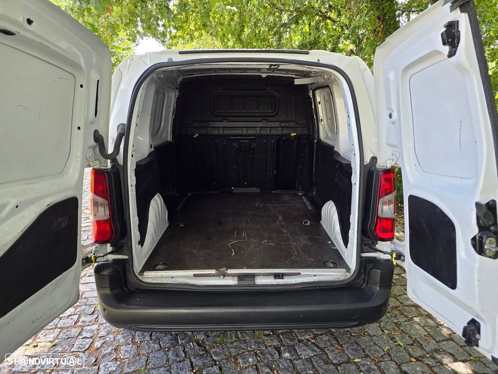 Peugeot partner 1.5 hdi 100cv c/revisao - 17