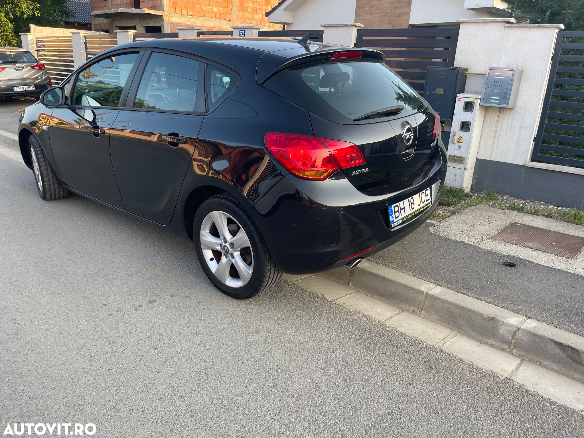 Opel Astra 1.4 Turbo Automatik Edition - 3