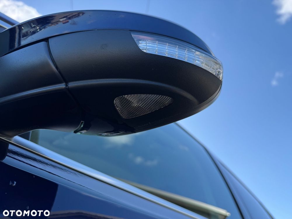 Volkswagen Sharan - 10