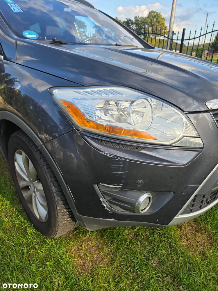 Ford Kuga 2.0 TDCi 2x4 Titanium - 3