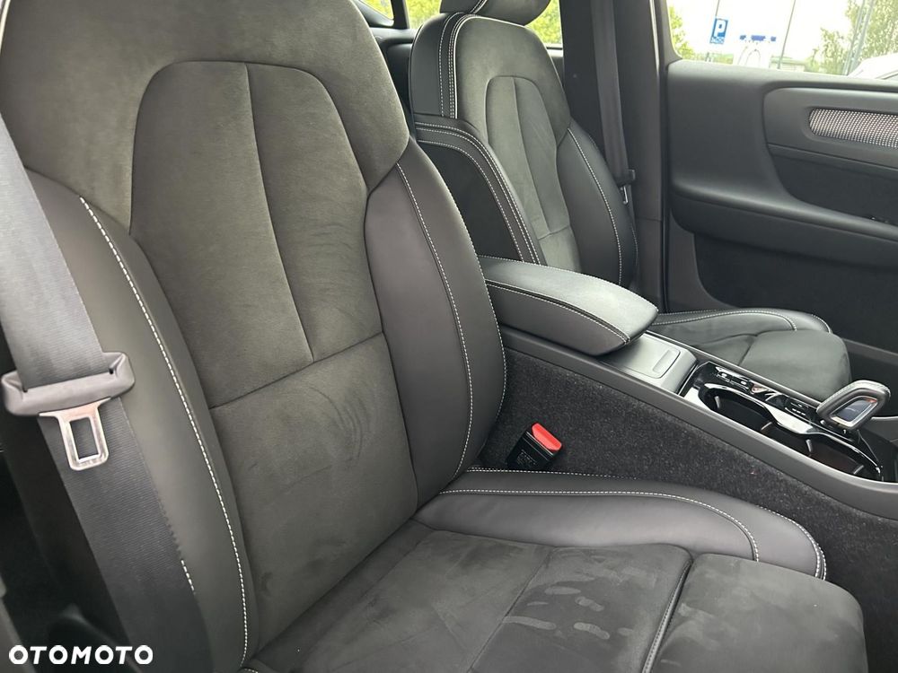 Volvo XC 40 B4 B R-Design - 25