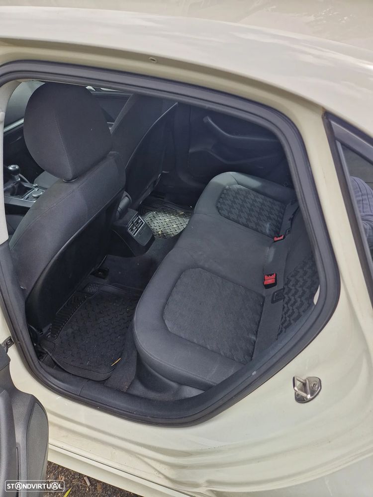 Audi A3 Limousine 1.6 TDI Attraction Ultra - 14