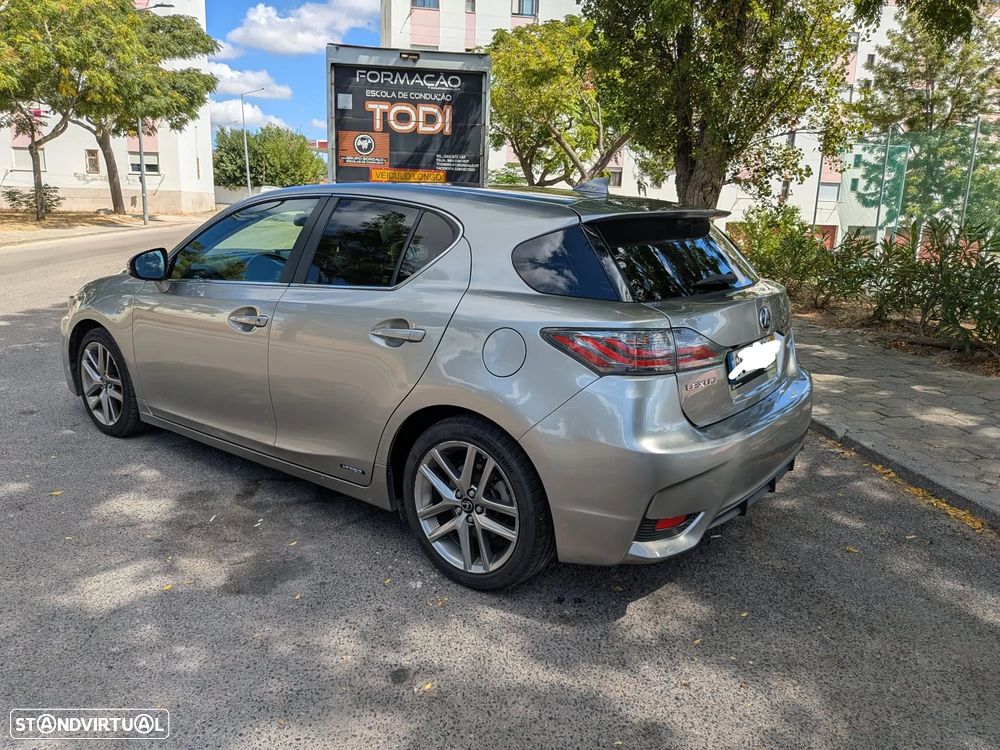 Lexus CT 200h Executive+ - 21