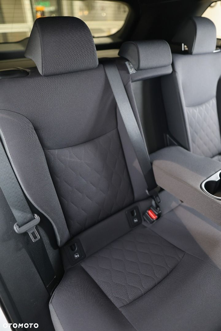 Toyota Corolla Cross - 11
