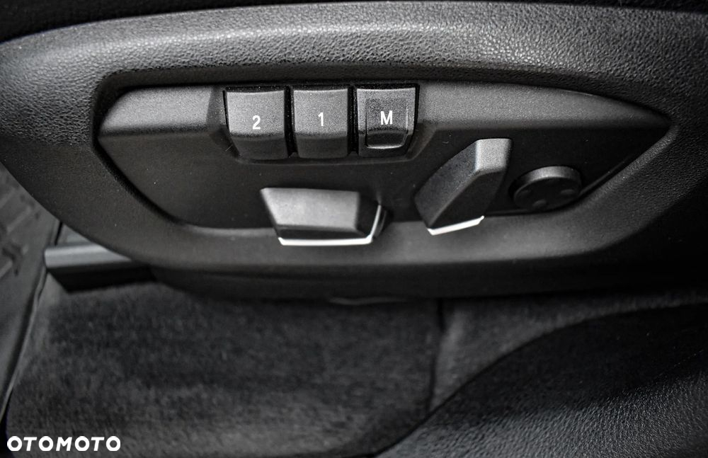 BMW X5 - 12