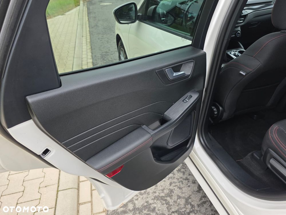 Ford Kuga 2.5 Duratec FHEV ST-LINE - 15