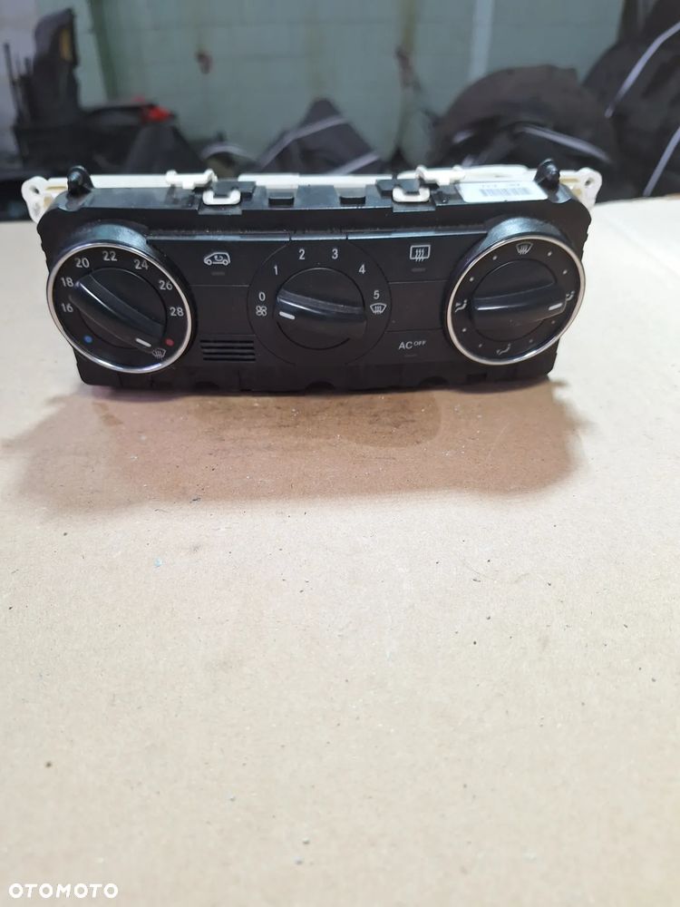 Mercedes A-Klasa W169 W245 Panel klimatyzacji nawiewu A1698301385 - 1