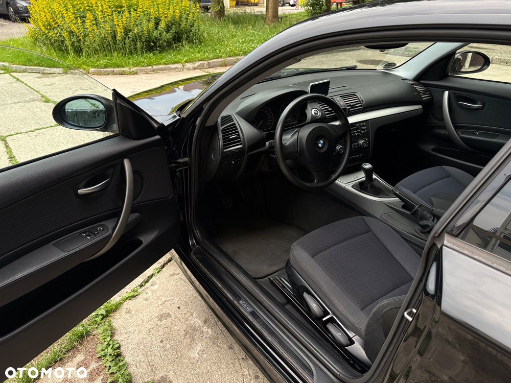 BMW Seria 1 116d - 11