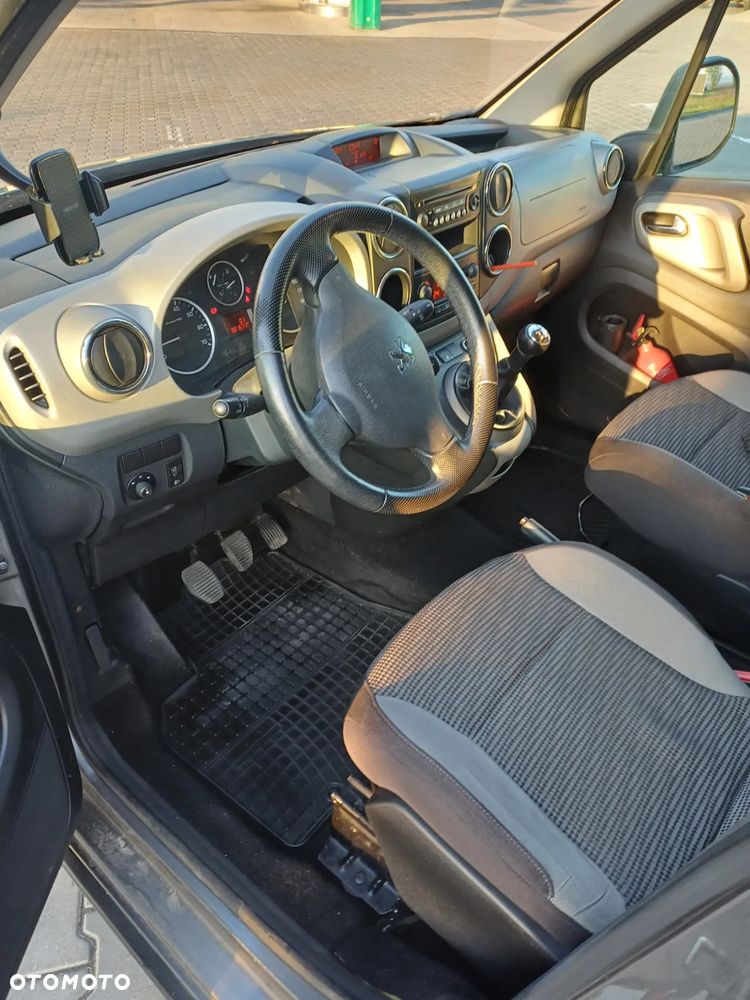 Peugeot Partner - 11