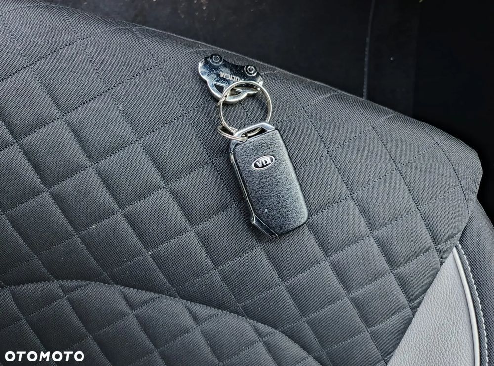 Kia Ceed 1.6 CRDi (48V Mild-Hybrid) DCT7 GT Line - 5