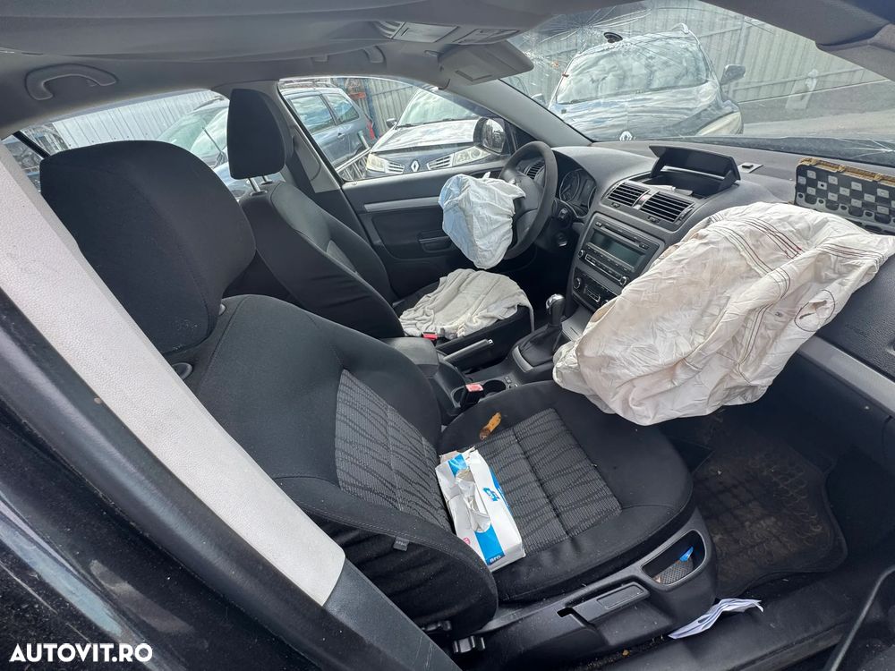 Dezmembram Skoda Octavia 2 Fl 1.6 CAY - 5