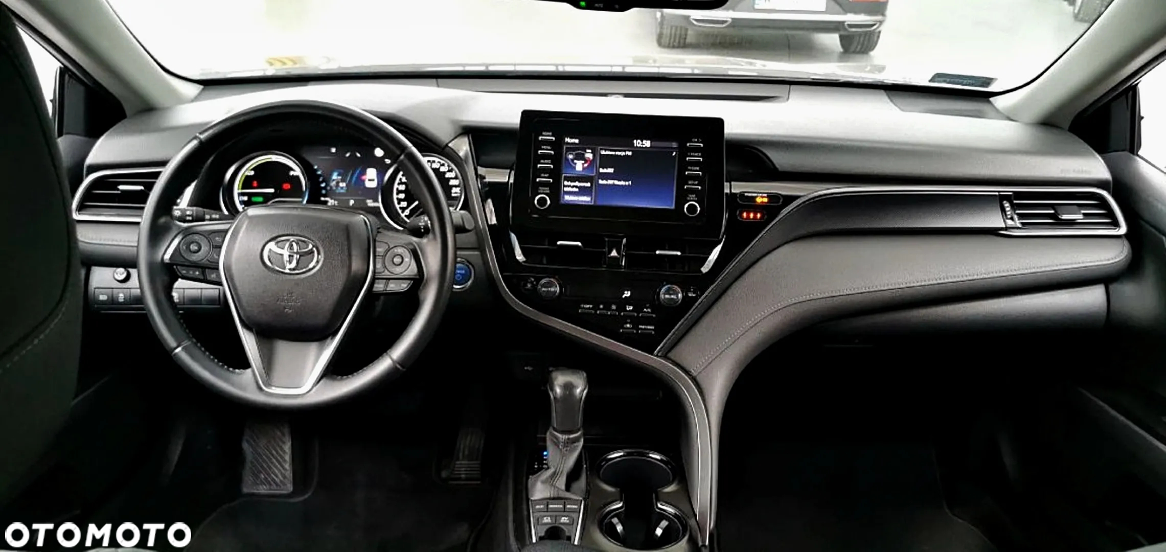 Toyota Camry 2.5 Hybrid Comfort CVT - 8