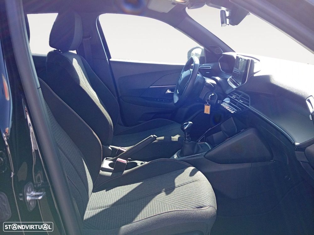 Peugeot 2008 1.2 PureTech Style - 15