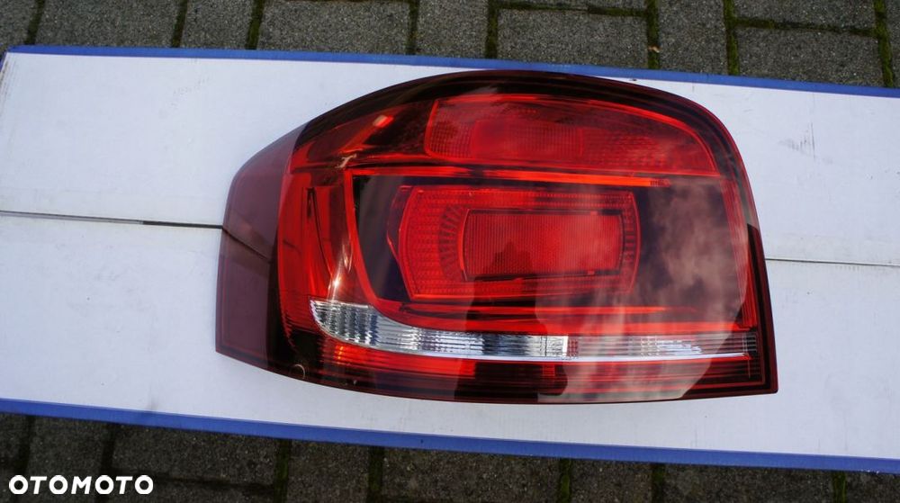 TYLNA LEWA LAMPA AUDI A3 8P3 LIFT 3D - 1