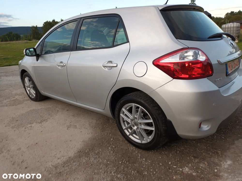 Toyota Auris 1.6 Valvematic Multidrive S START Edition - 1
