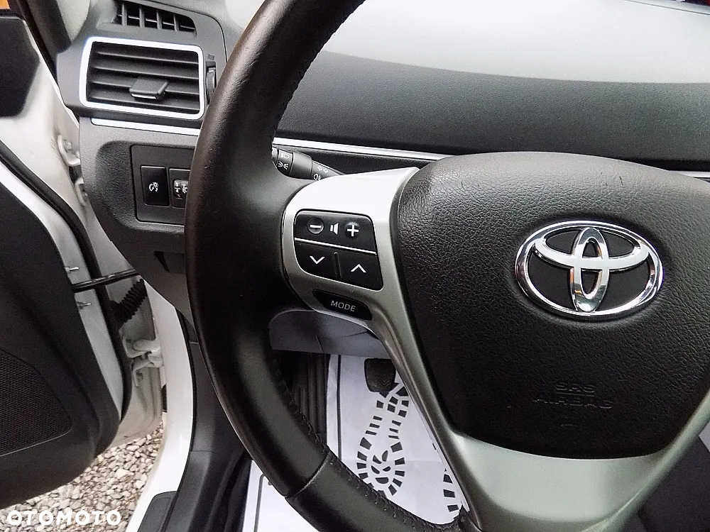 Toyota Verso 1.6 D-4D 5-Sitzer Start/Stop Executive - 11