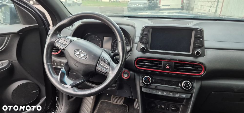 Hyundai Kona - 25