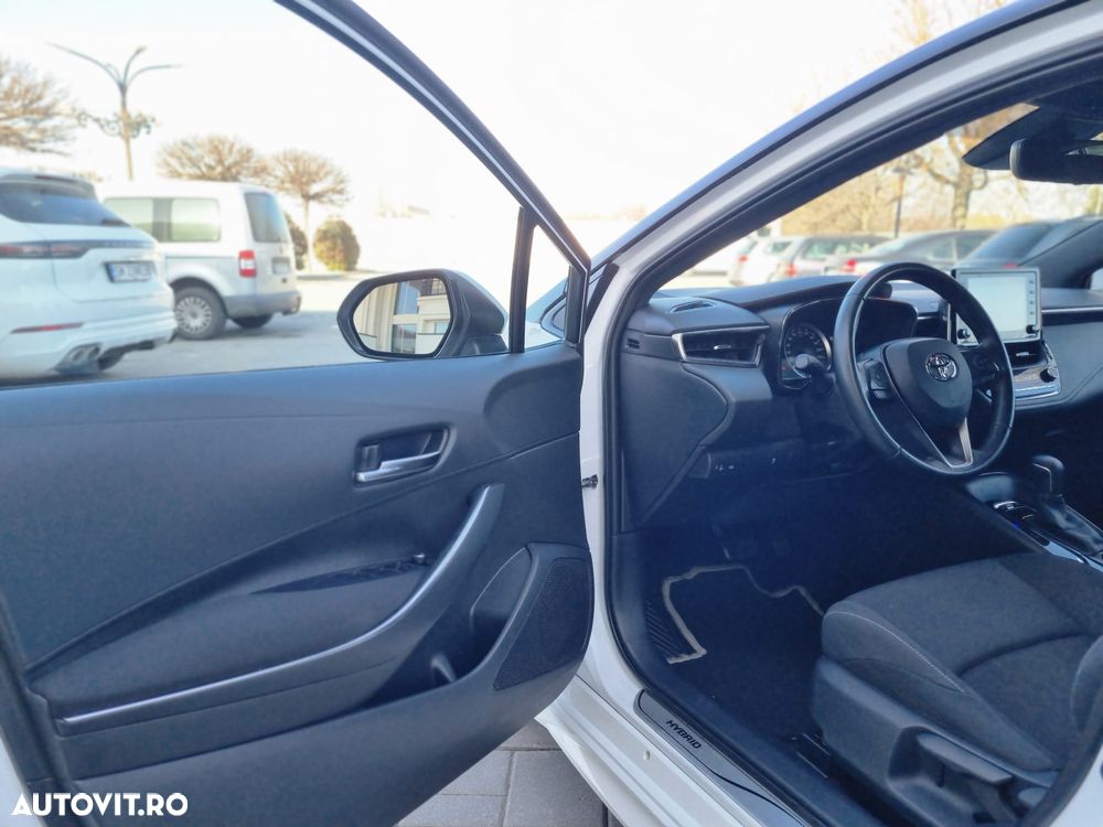 Toyota Corolla 1.8 HSD Dynamic - 17