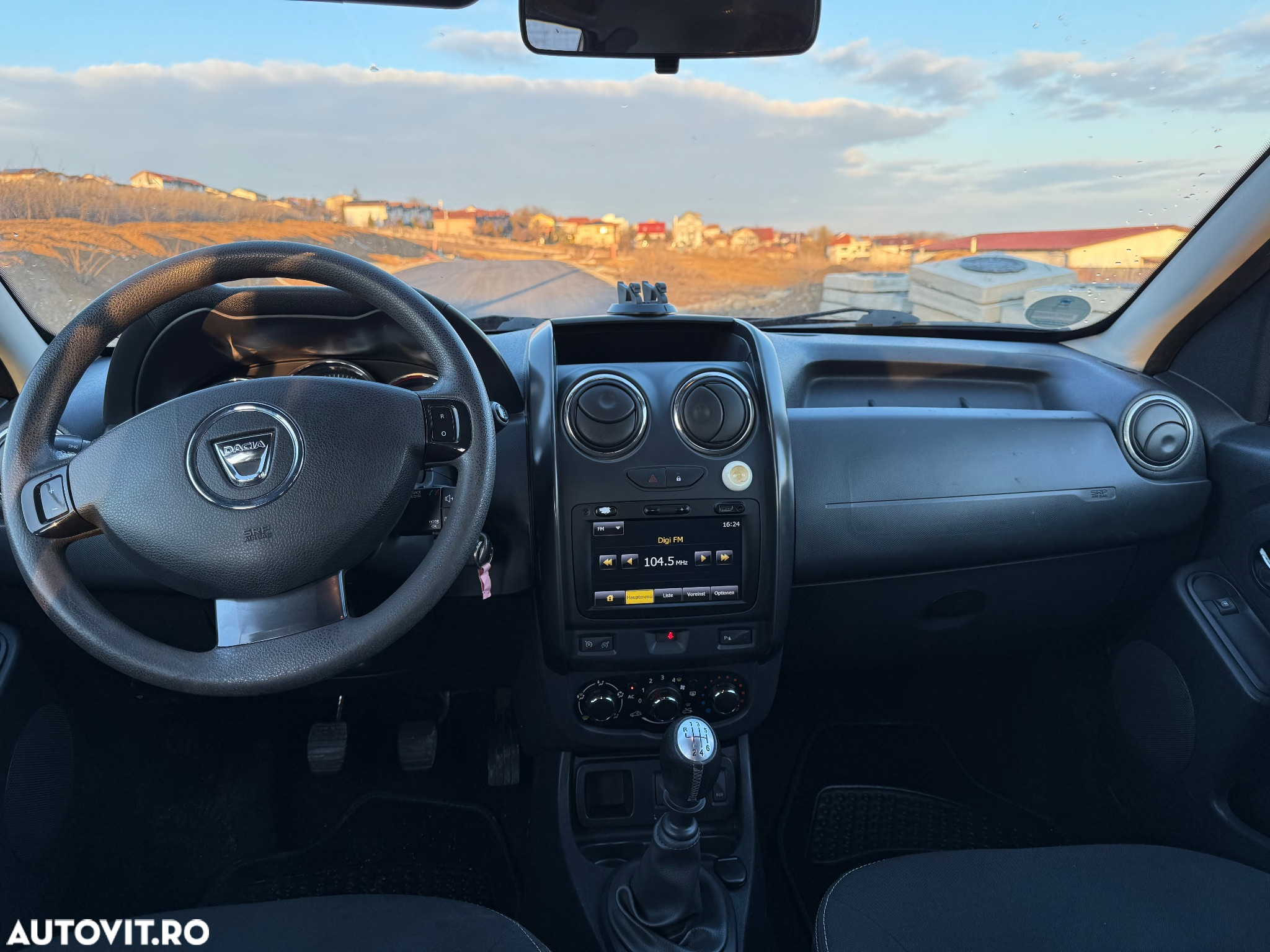 Dacia Duster TCe 125 4x2 Prestige - 8