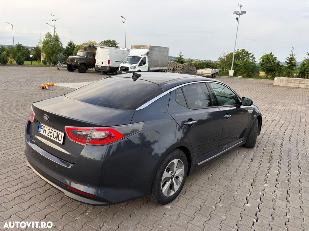 Kia Optima - 5