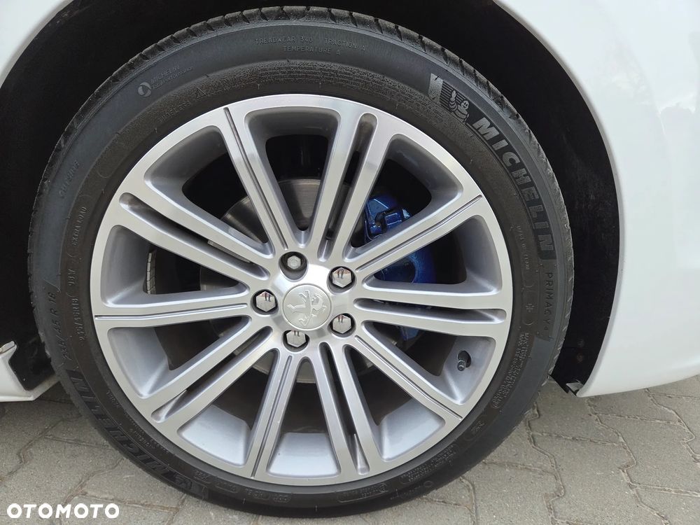 Peugeot RCZ 1.6 155 THP - 27