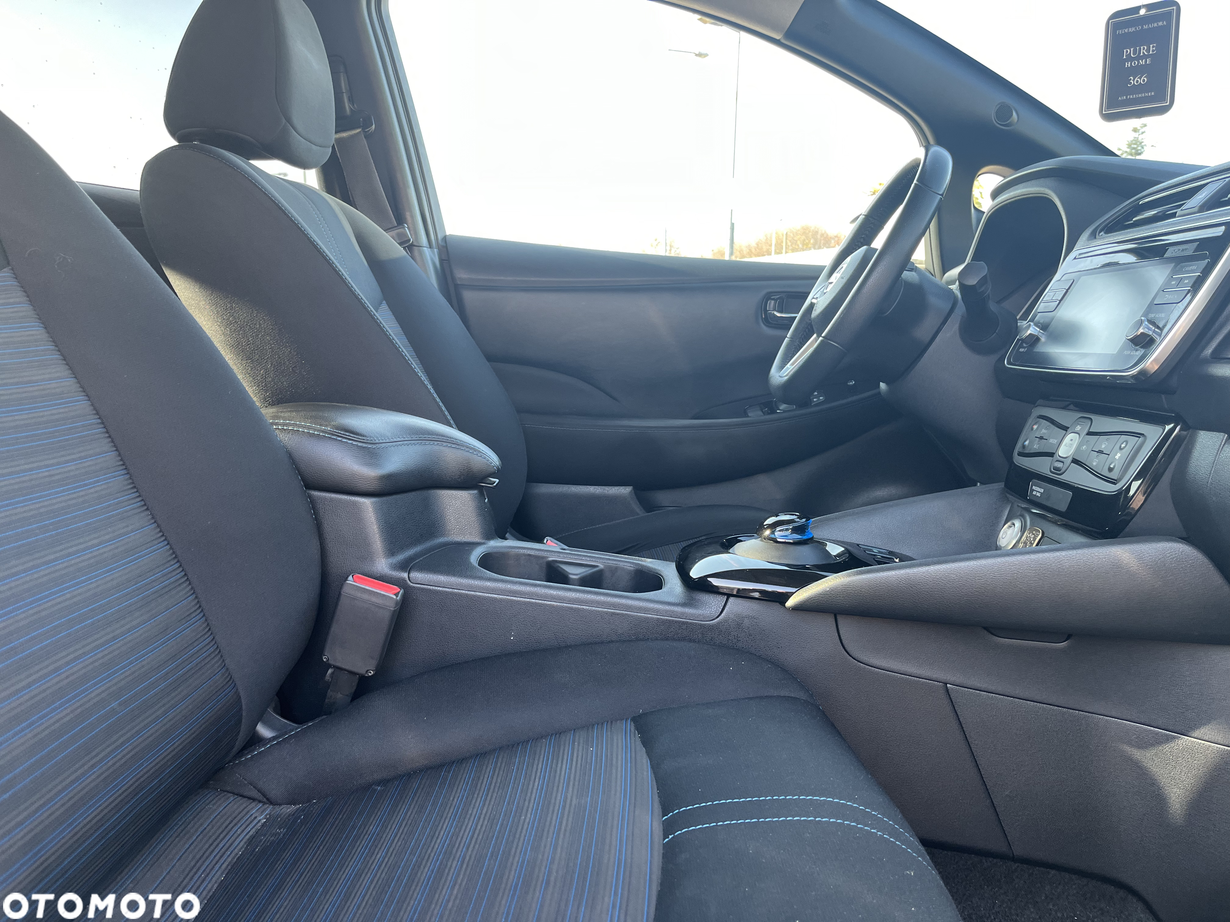 Nissan Leaf 39 kWh - 9