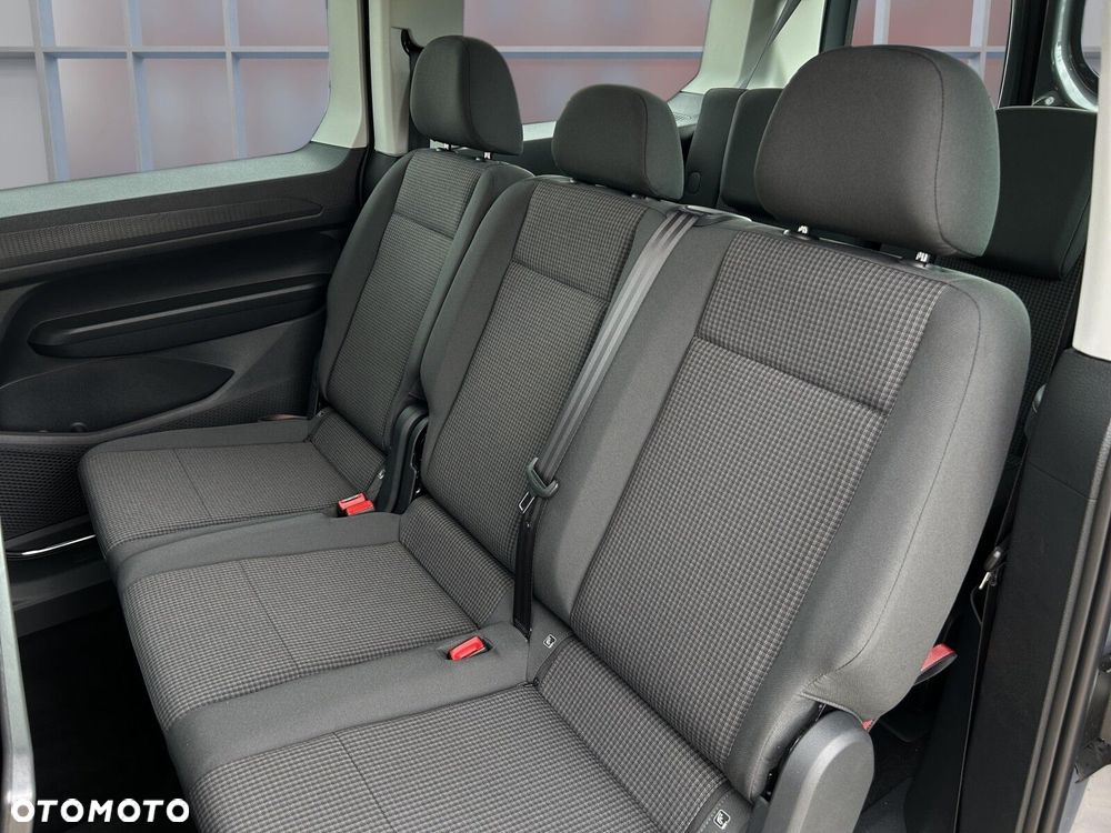 Volkswagen Caddy Maxi 1.5 TSI DSG - 19