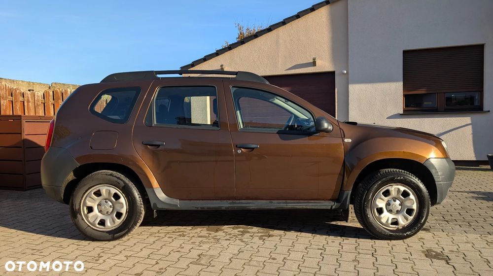 Dacia Duster 1.6 Laureate 4x4 - 4