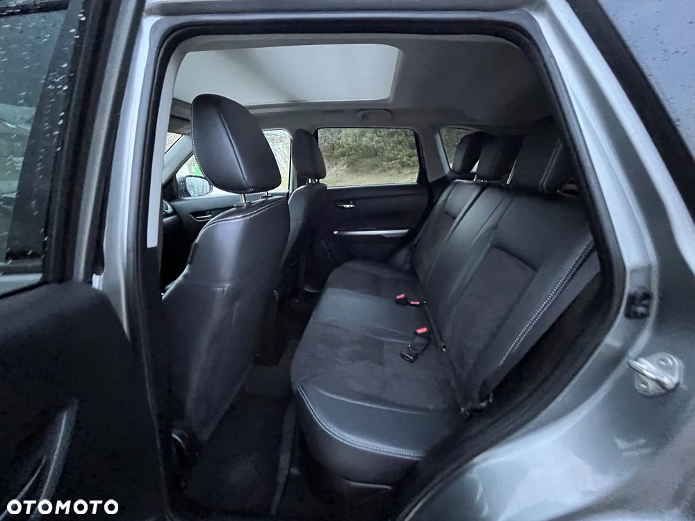 Suzuki Vitara 1.4 Boosterjet Hybrid Comfort+ - 12