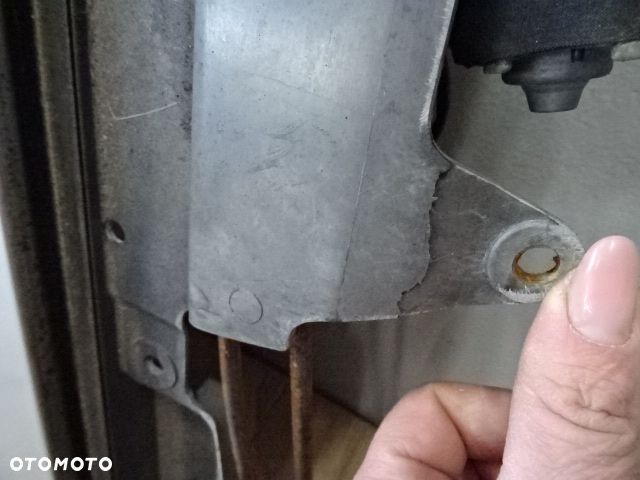SZYBERDACH BMW E34 KOMBI 91-96 LAK:244/7 NR64 - 22