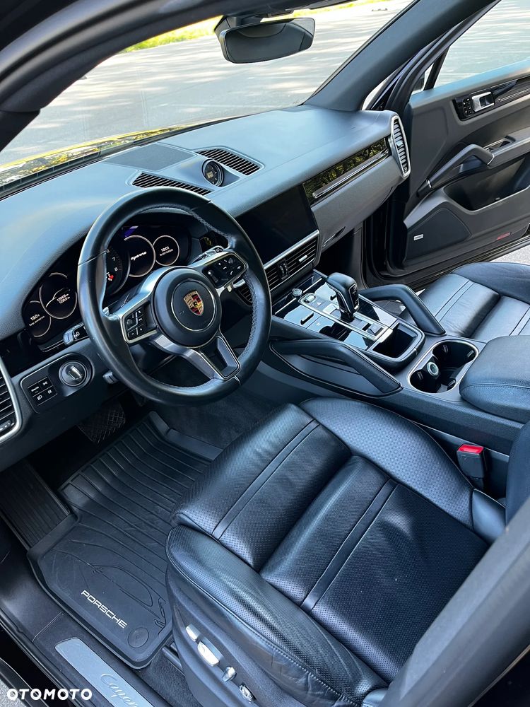 Porsche Cayenne - 14
