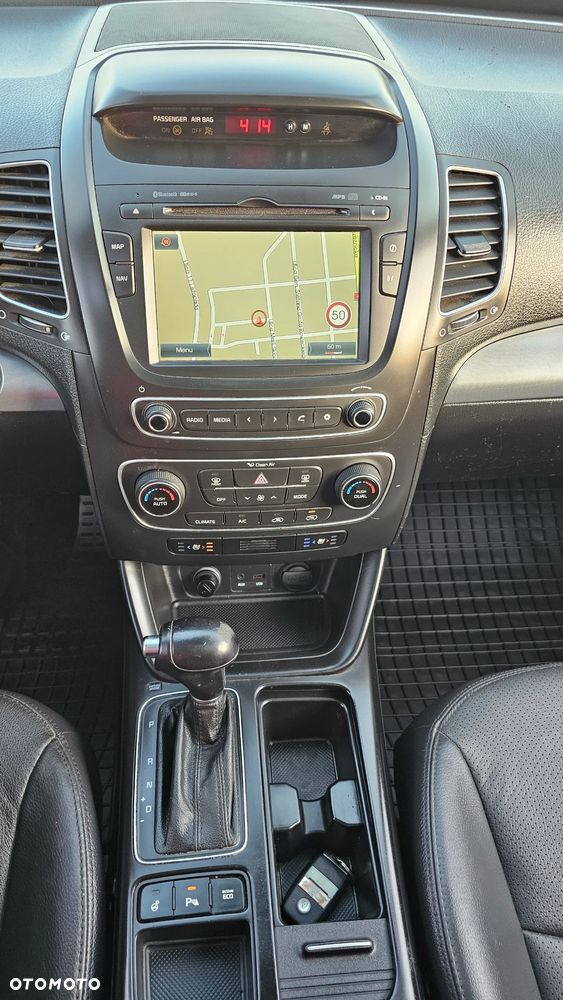 Kia Sorento 2.2 CRDi 4WD Executive - 17