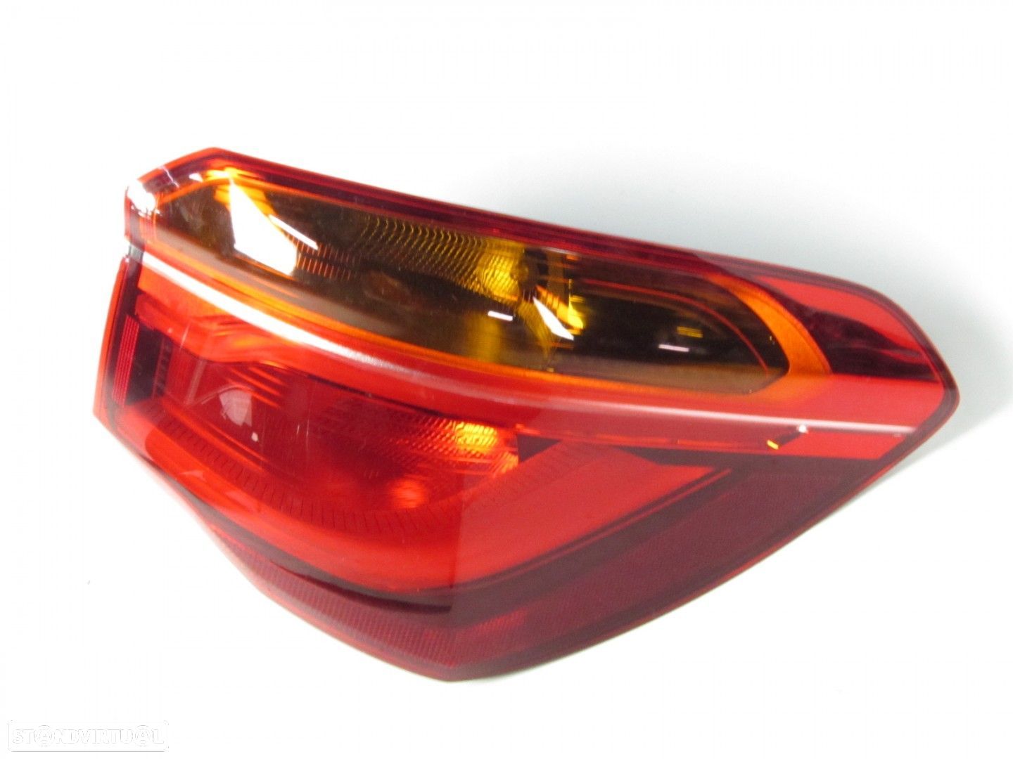Farolim Led Direito/Trás Seminovo/ Original BMW X1 (F48) 63217488546. - 1