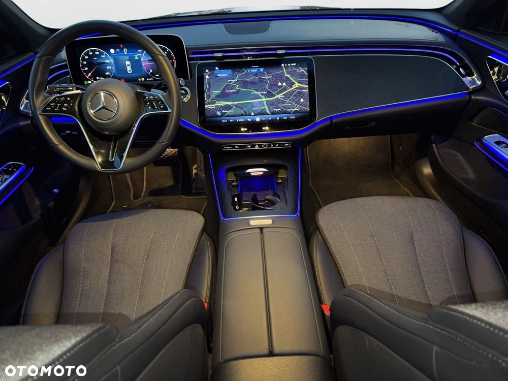 Mercedes-Benz Klasa E - 22