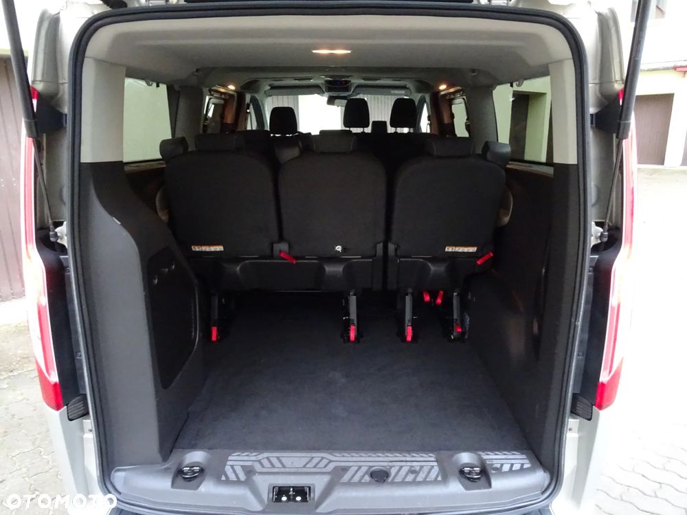 Ford Tourneo Custom 2.0 TDCi L2 Titanium - 10