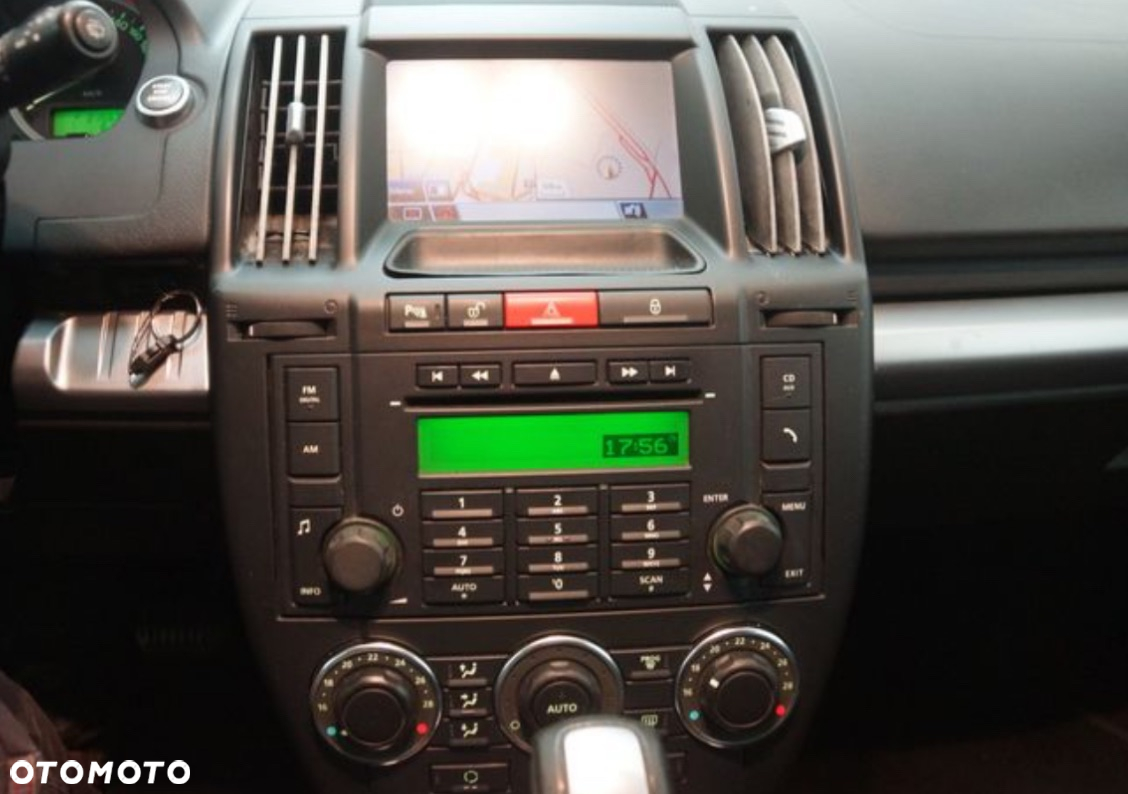 Land Rover Freelander II 2.2 sD4 HSE - 9
