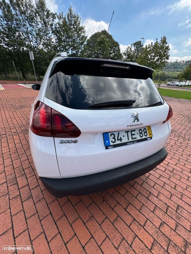 Peugeot 2008 1.6 BlueHDi Style - 9