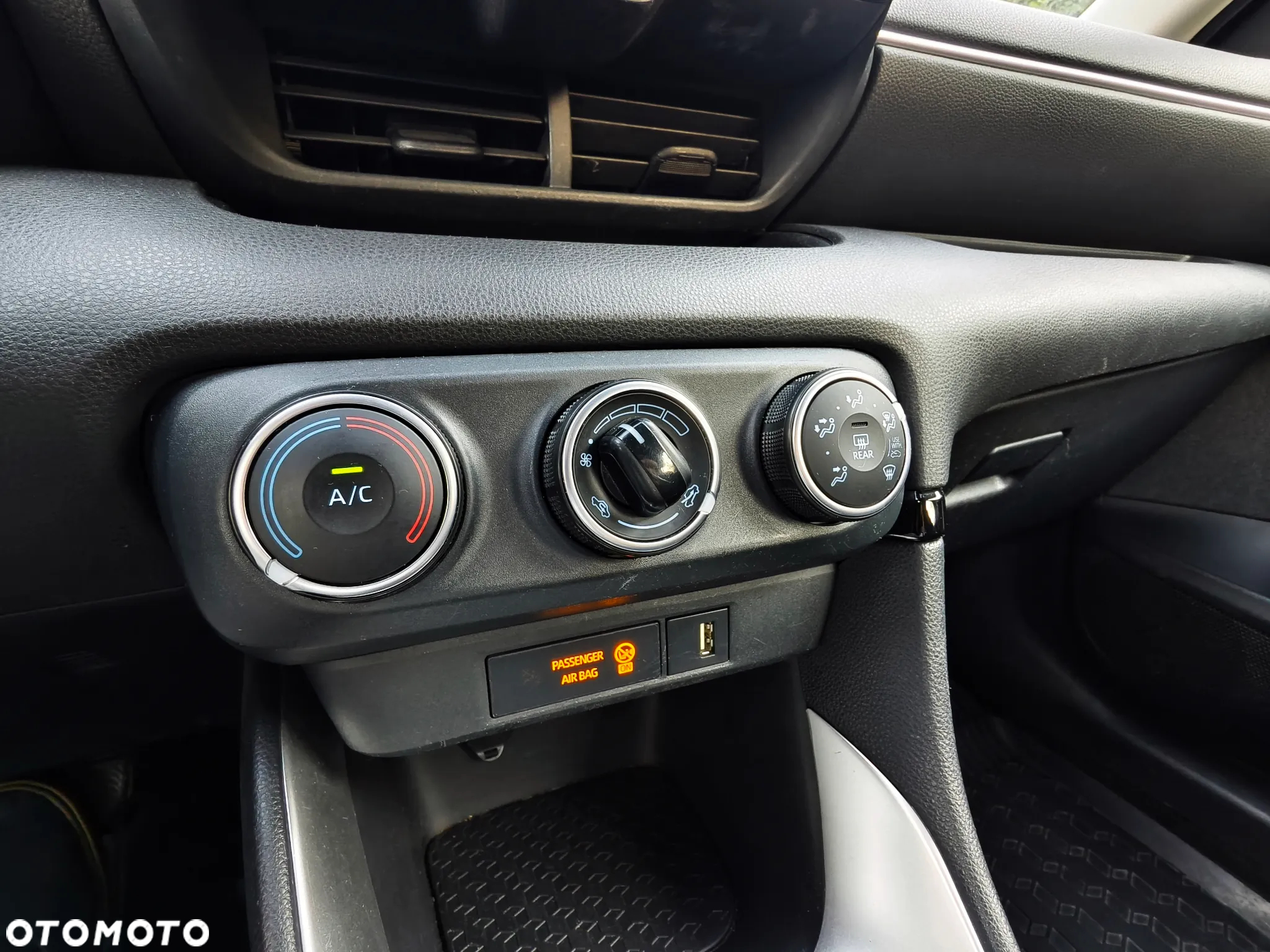Toyota Yaris 1.5 Comfort - 20