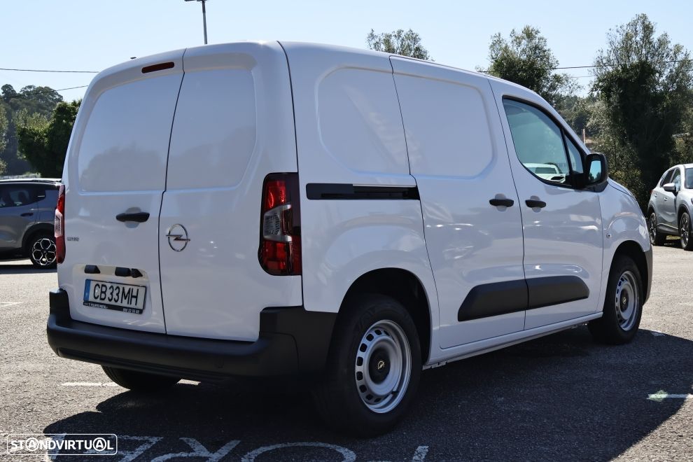 Opel Combo Cargo 1.5 D - 2