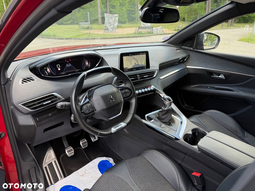 Peugeot 3008 1.2 PureTech GT S&S - 9