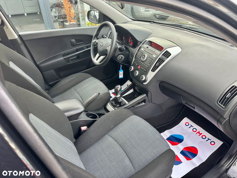 Kia Ceed 1.6 Crdi Comfort + - 21