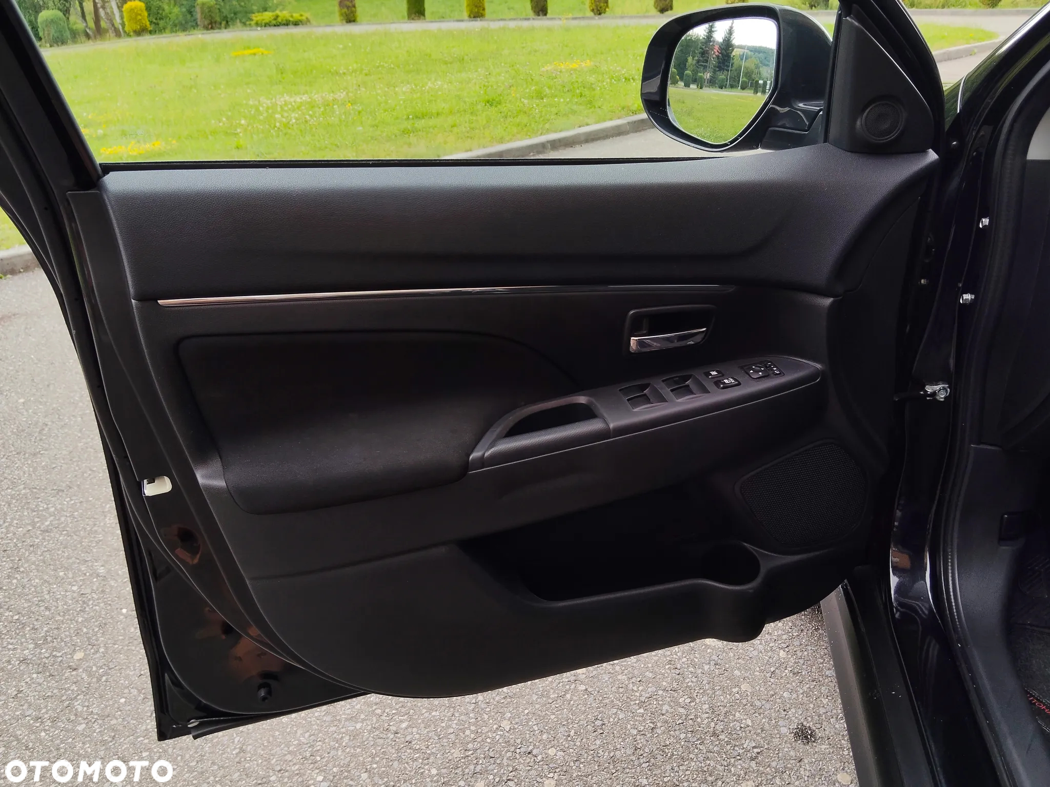 Mitsubishi ASX 1.6 Black Edition - 17