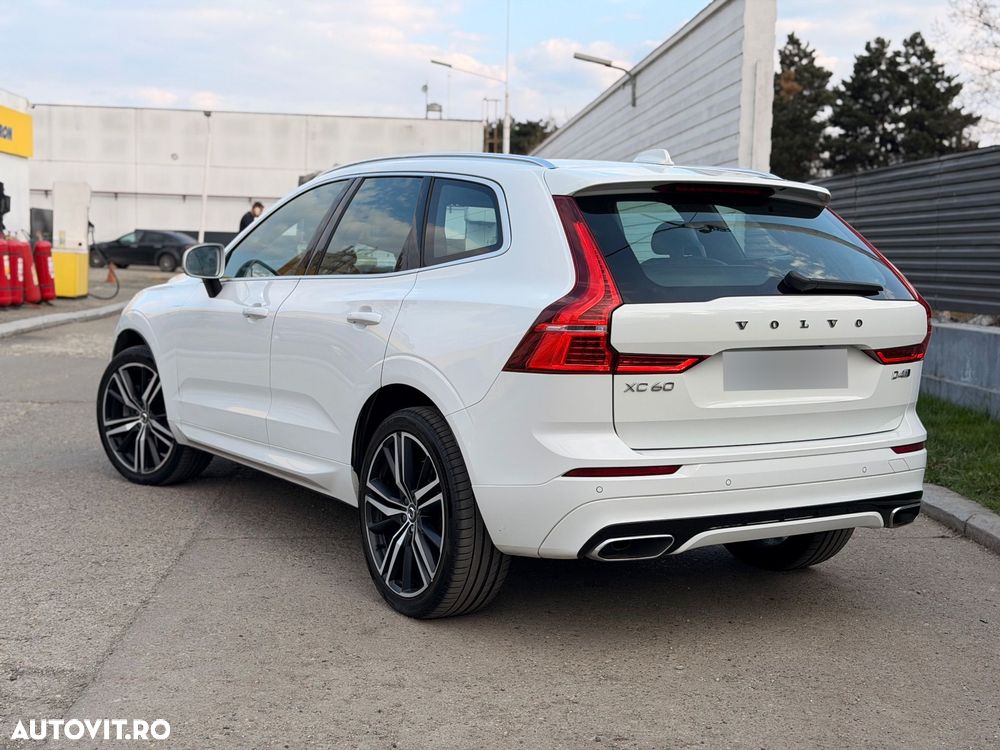 Volvo XC 60 D4 AWD Geartronic RDesign - 2